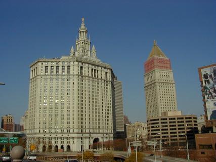 Municipal Building from Brooklyn Bridge<br>Location: <a href="https://www.google.com/maps/search/?api=1&query=40.71072,-74.00256" target="_new">Brooklyn Bridge</a>